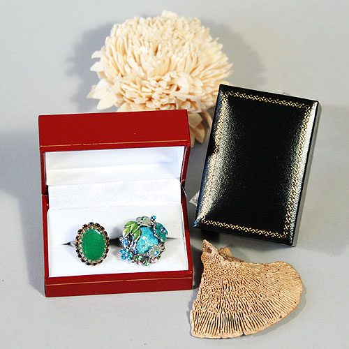 Double Ring Box- 2 7/8" x 2" x 1 3/8"H